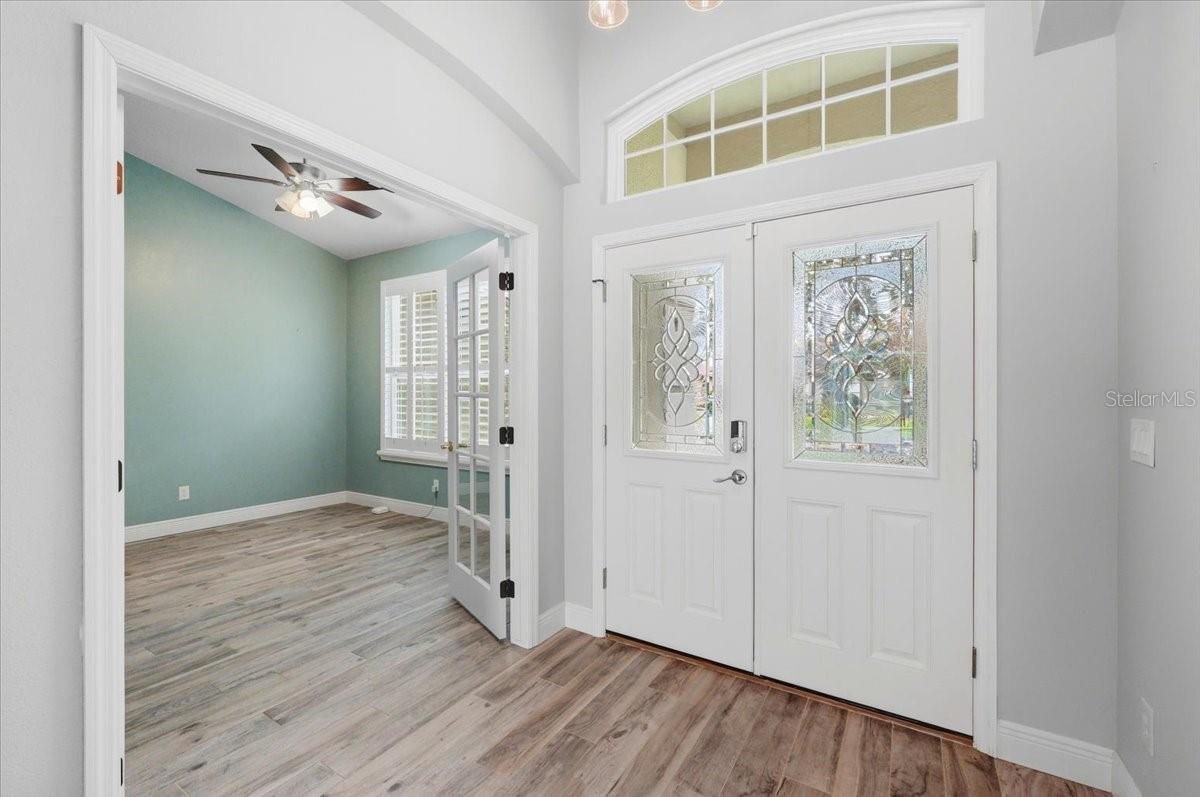 Image 6 of 61 For 2214 Longmore Circle