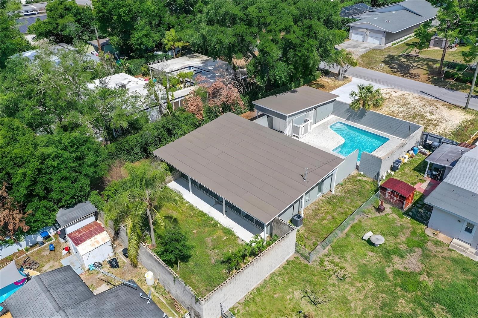 Image 27 of 37 For 1558 Drexel Avenue Ne