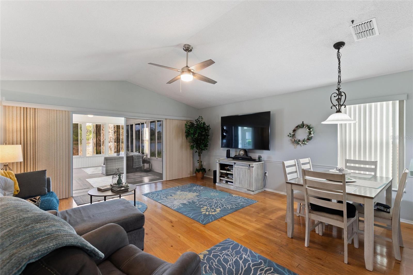 Image 15 of 27 For 1083 Motorcoach Drive