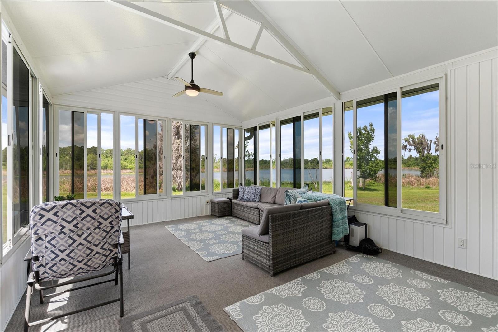 Image 19 of 27 For 1083 Motorcoach Drive