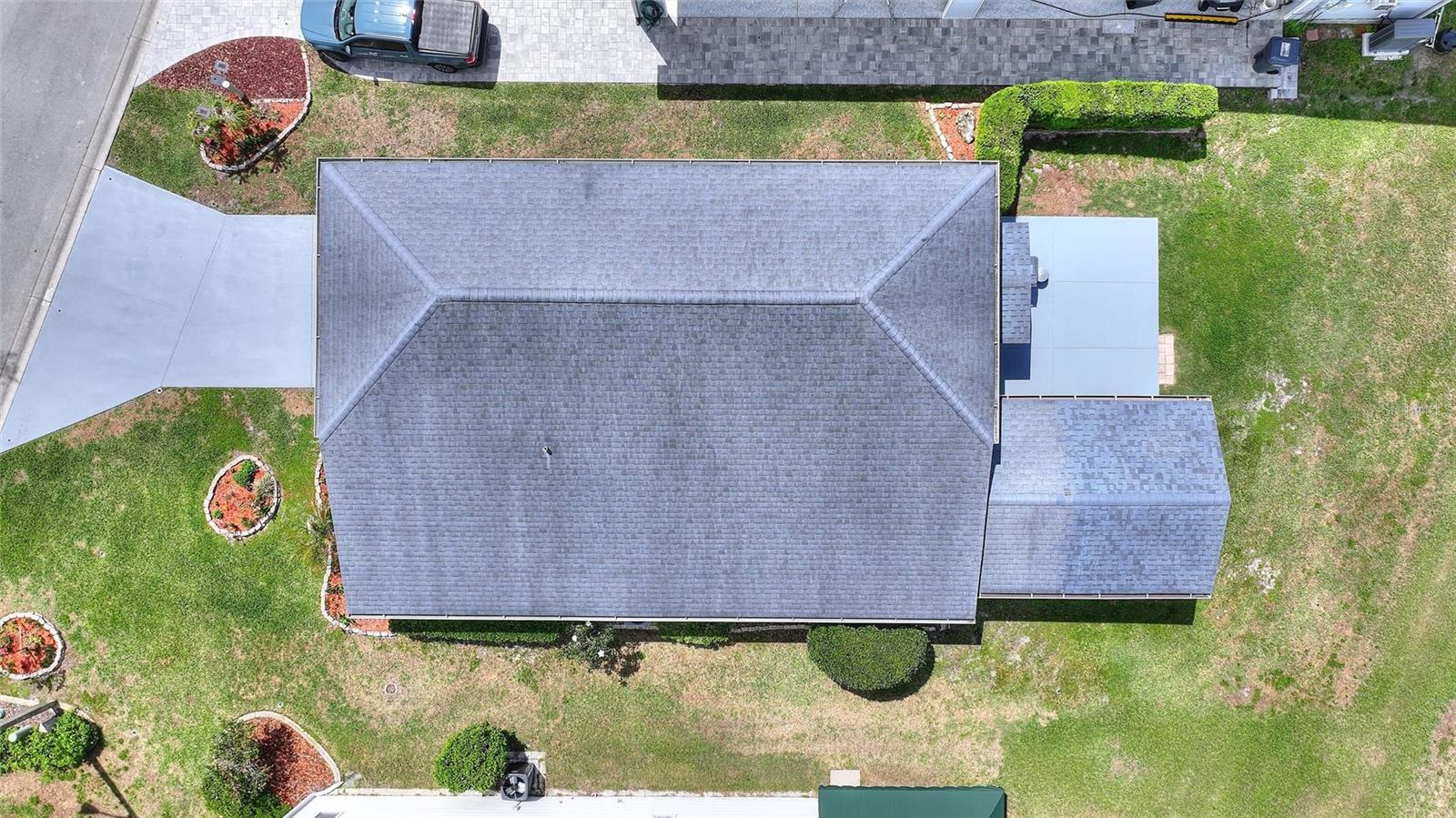 Image 24 of 27 For 1083 Motorcoach Drive