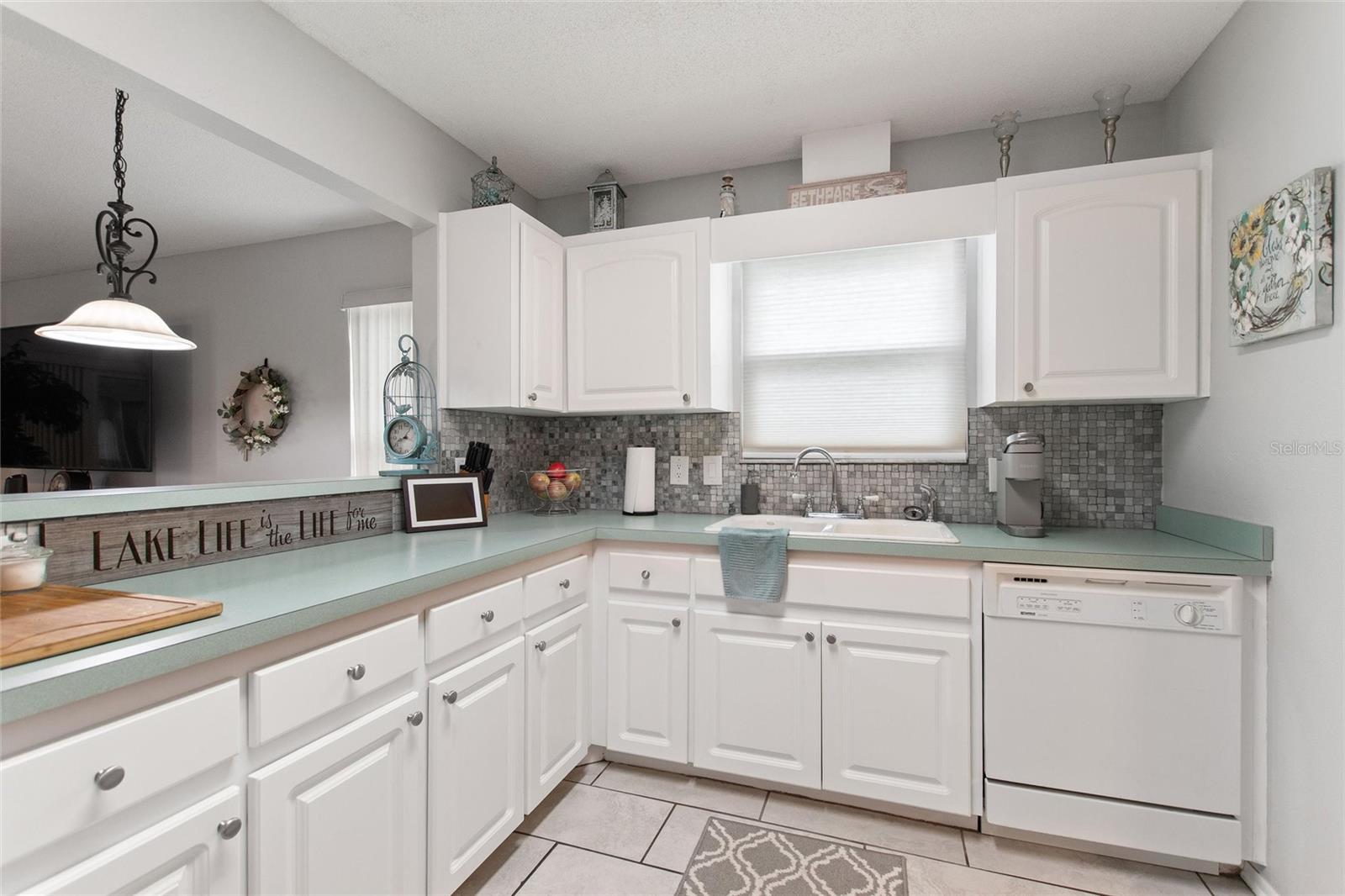 Image 9 of 27 For 1083 Motorcoach Drive