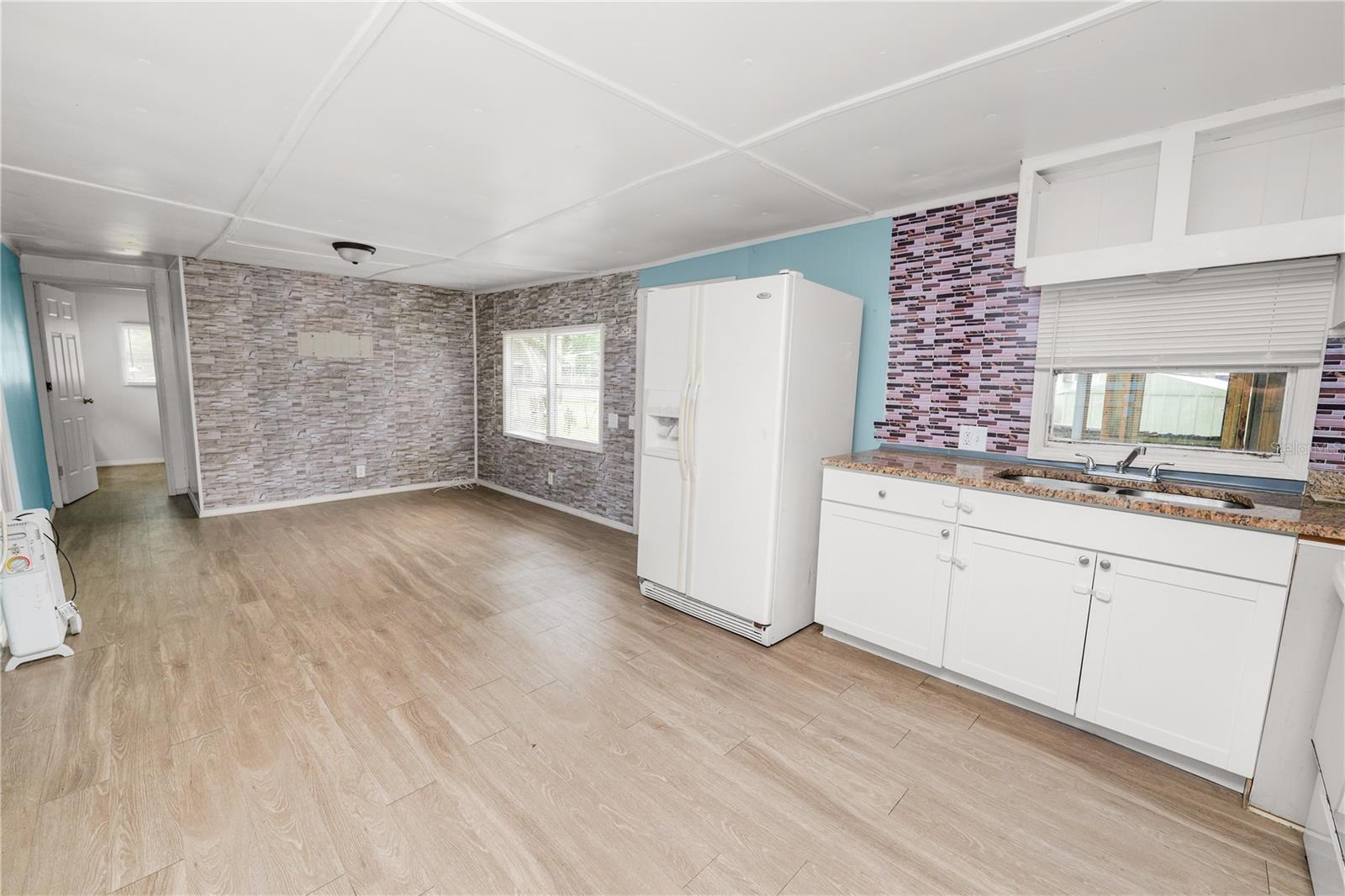 Image 14 of 30 For 829 Nashville Road