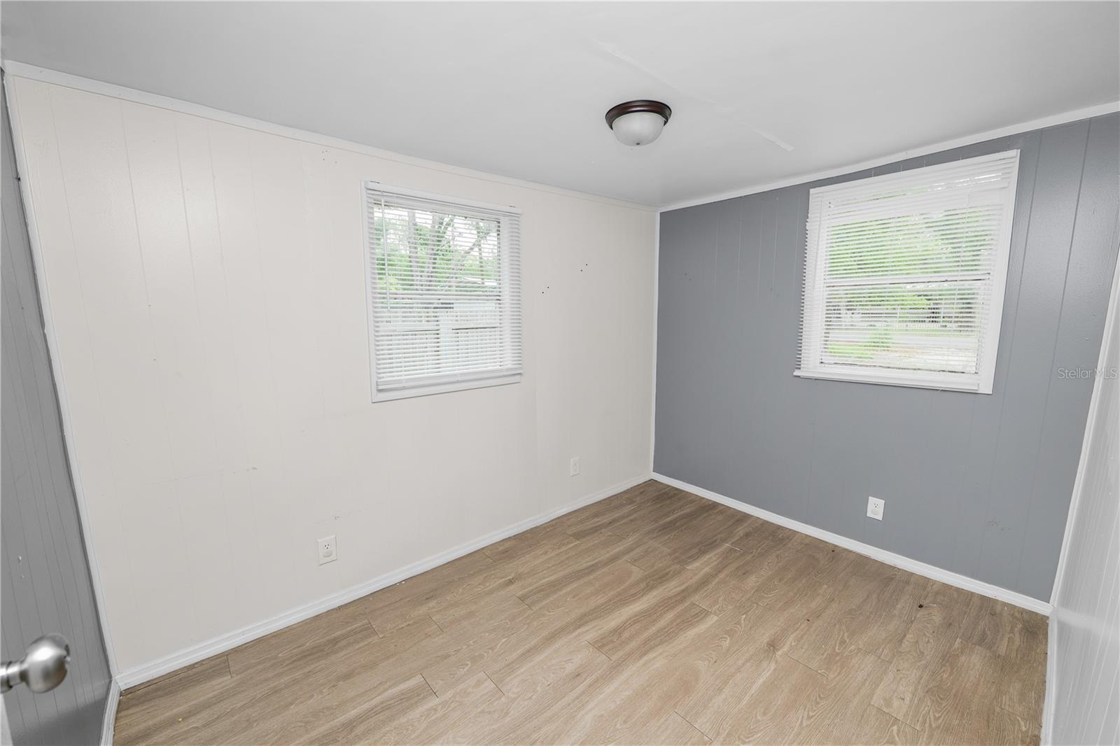 Image 20 of 30 For 829 Nashville Road