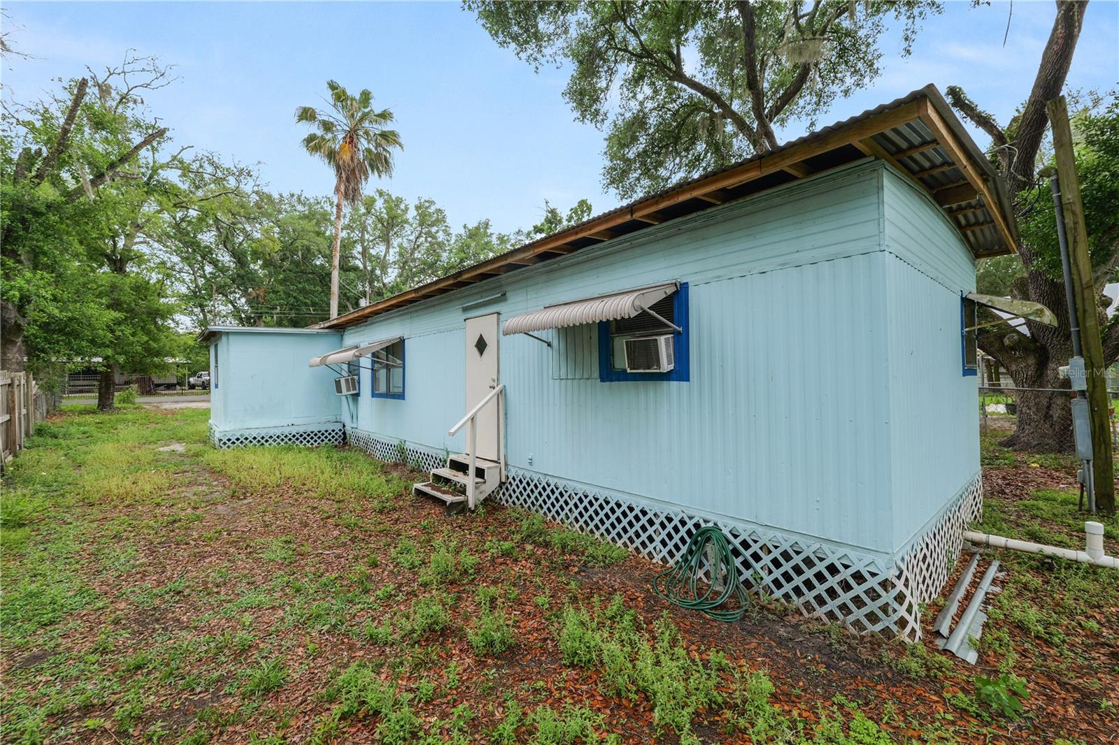 Image 28 of 30 For 829 Nashville Road