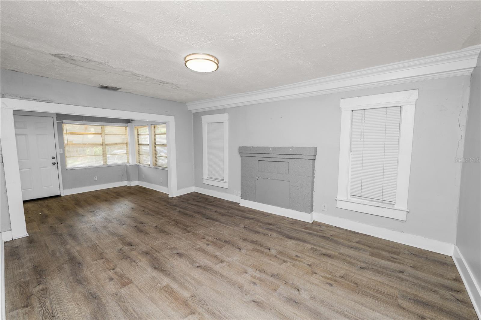 Image 6 of 34 For 8316 12th Street