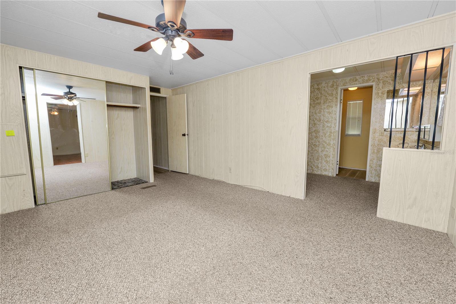 Image 16 of 42 For 1610 Reynolds Road 4