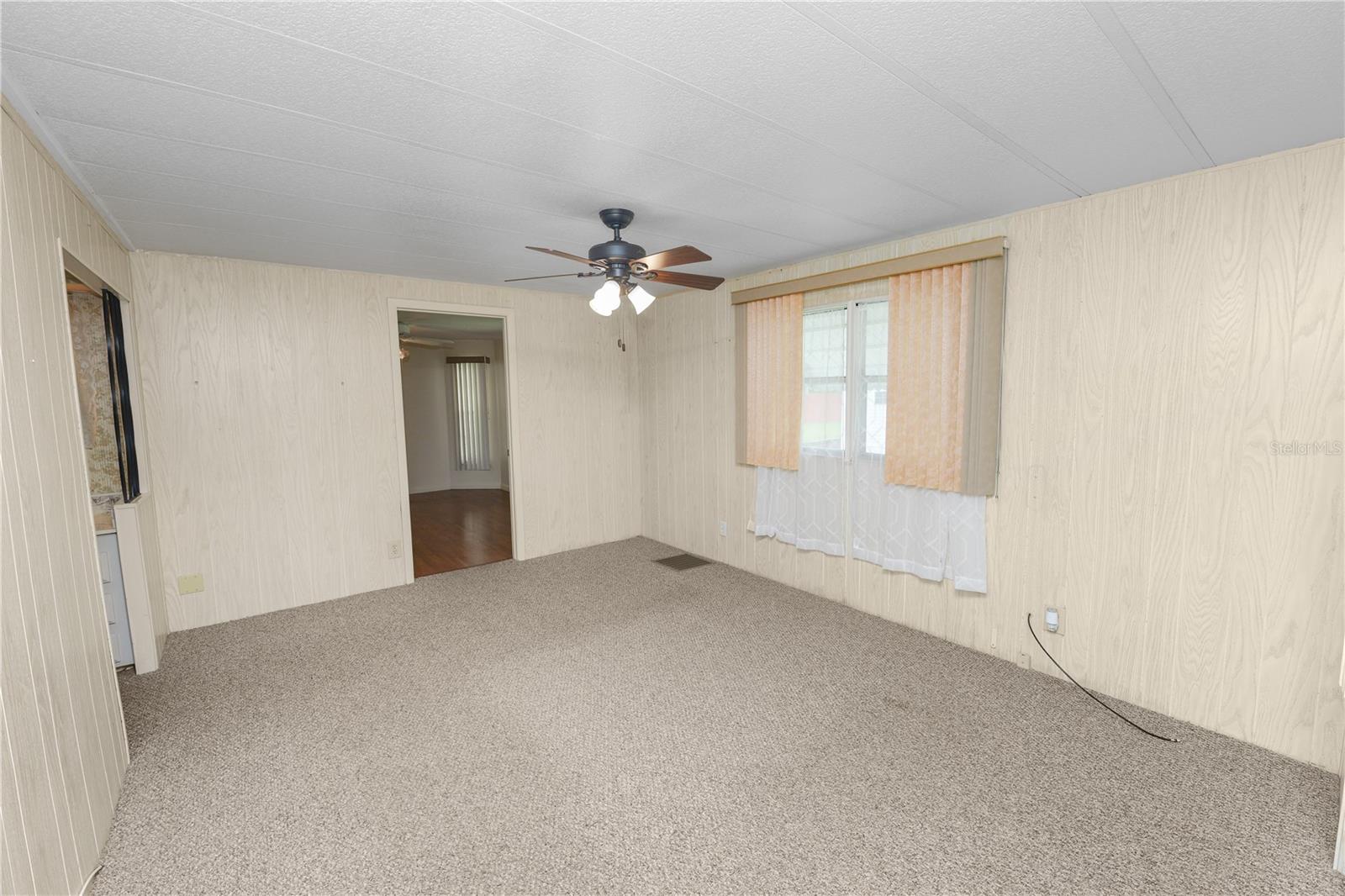 Image 22 of 42 For 1610 Reynolds Road 4