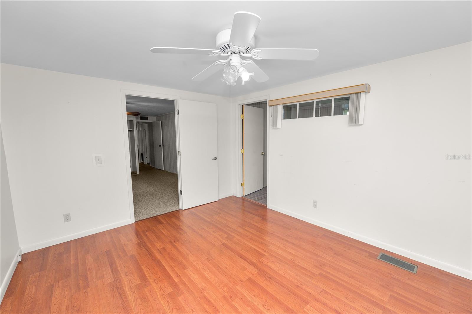 Image 24 of 42 For 1610 Reynolds Road 4