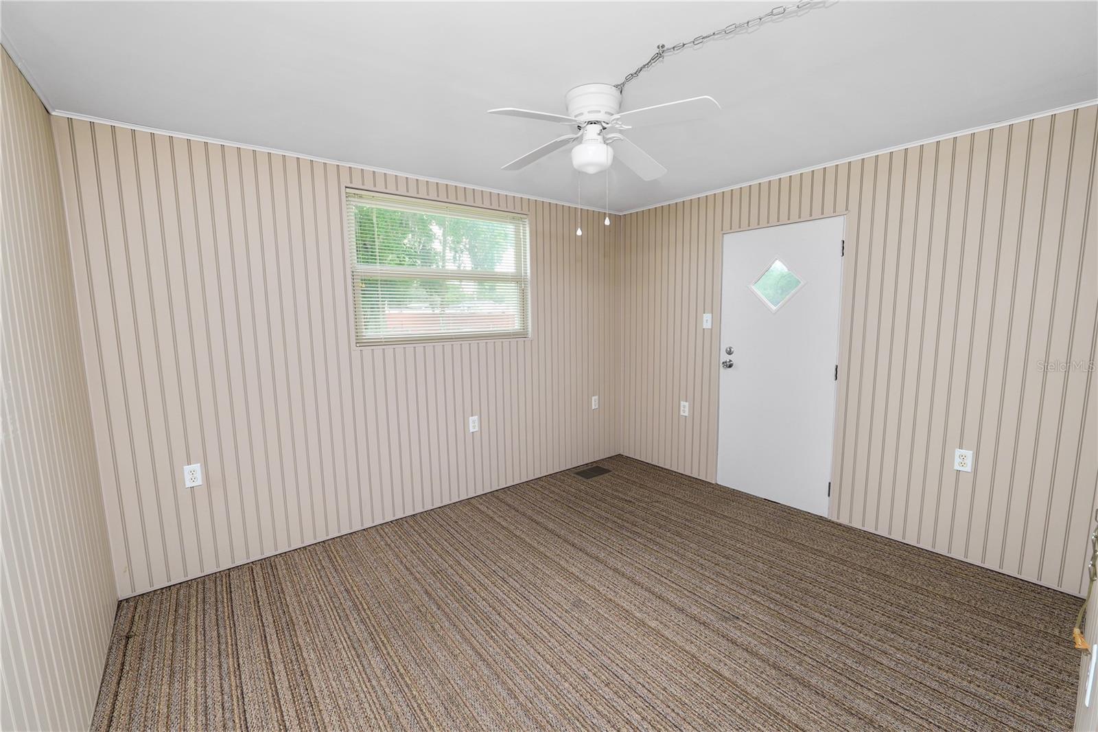 Image 29 of 42 For 1610 Reynolds Road 4