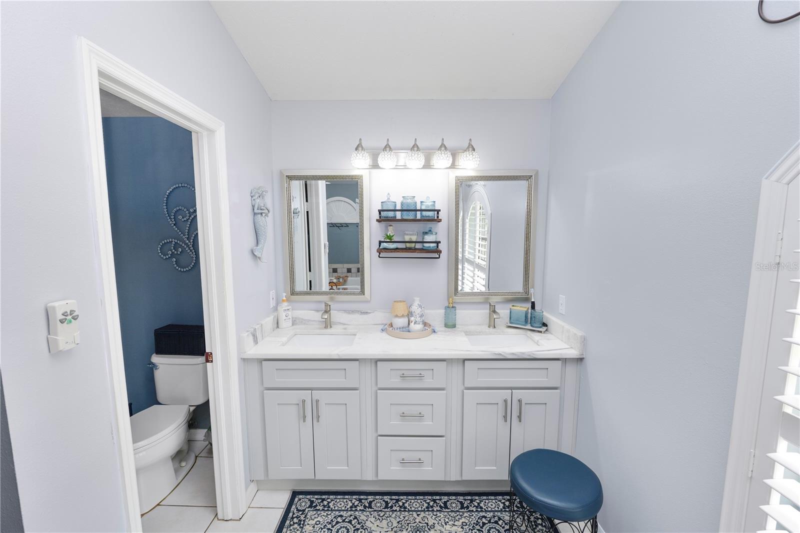 Listing photo id 33 for 935 Balsamina Drive