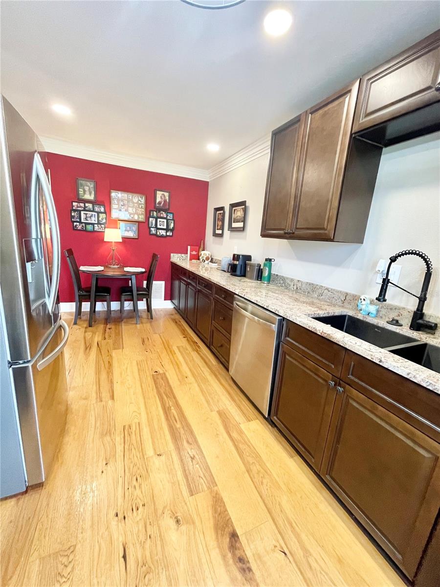 Image 10 of 37 For 1600 Lake Parker Drive A3