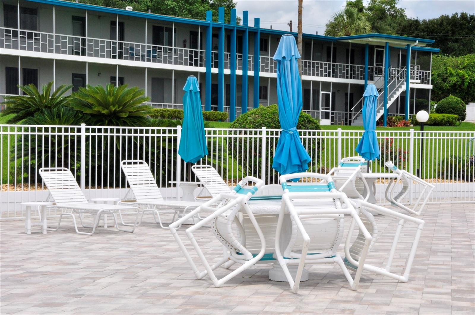 Image 25 of 37 For 1600 Lake Parker Drive A3