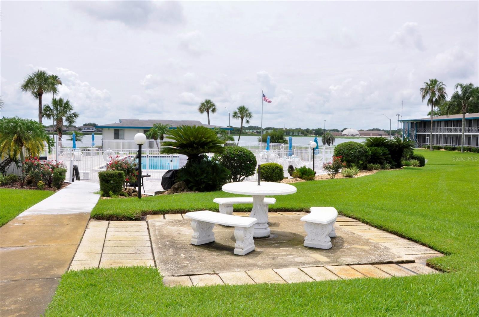 Image 26 of 37 For 1600 Lake Parker Drive A3