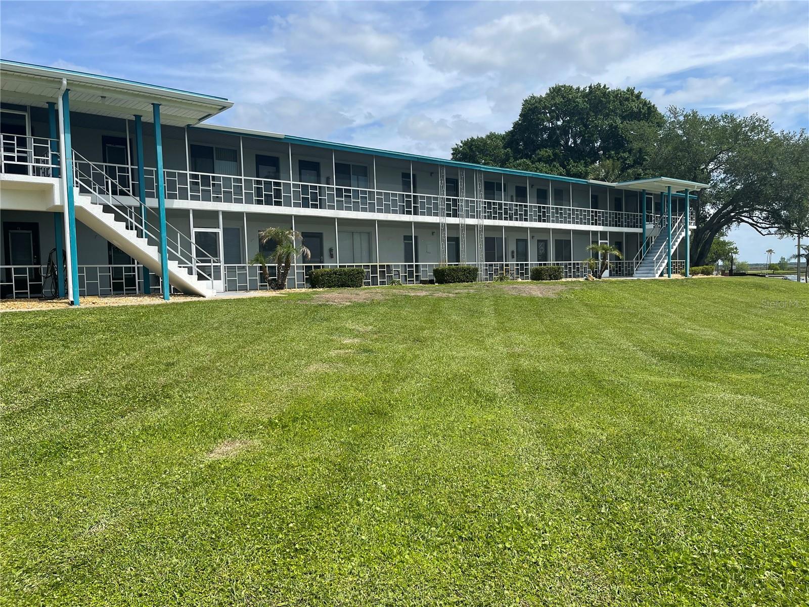 Image 3 of 37 For 1600 Lake Parker Drive A3