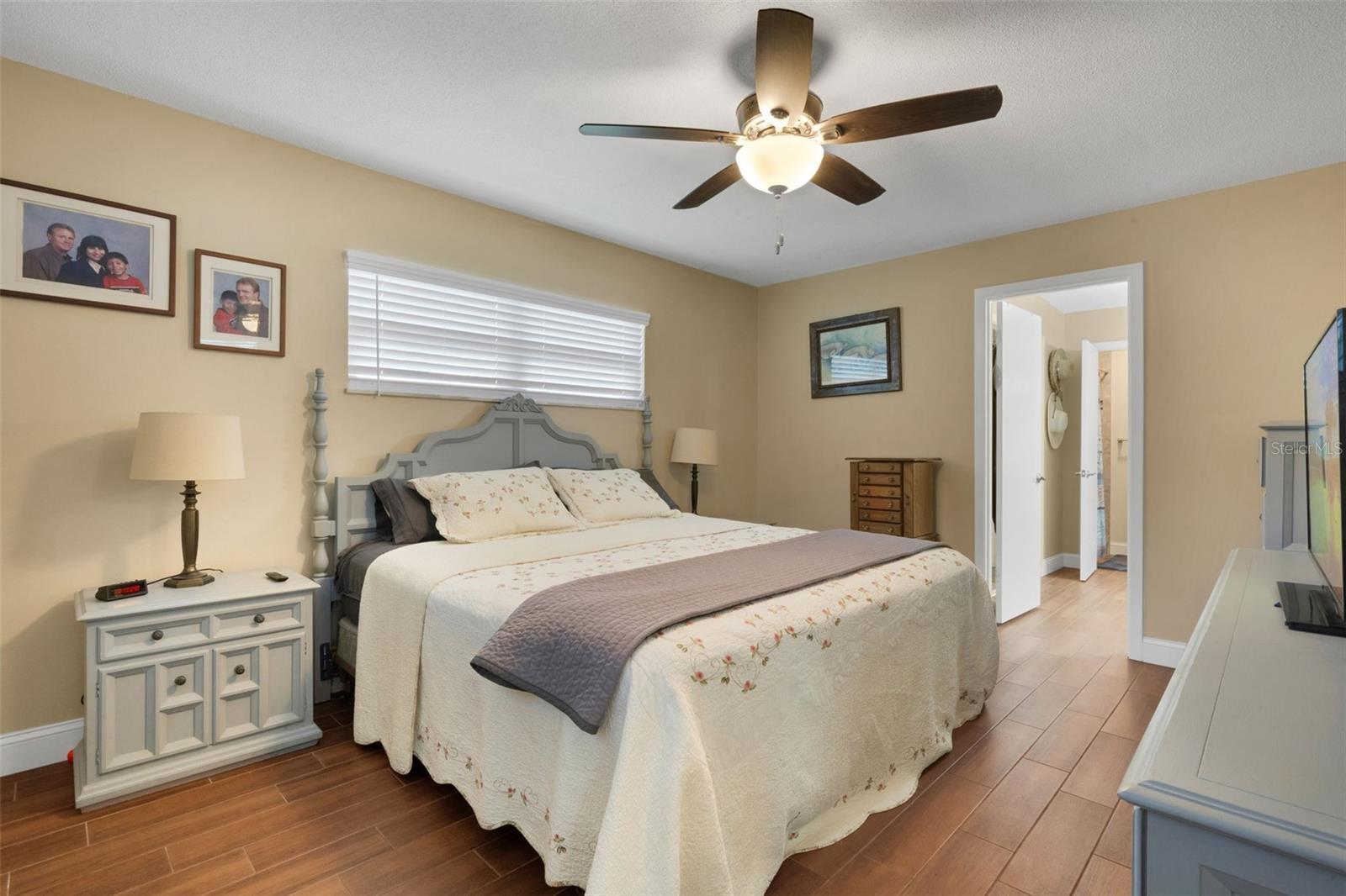 Image 12 of 35 For 1620 Rose Drive