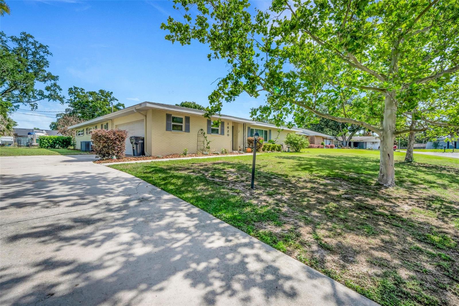 Image 35 of 35 For 1620 Rose Drive