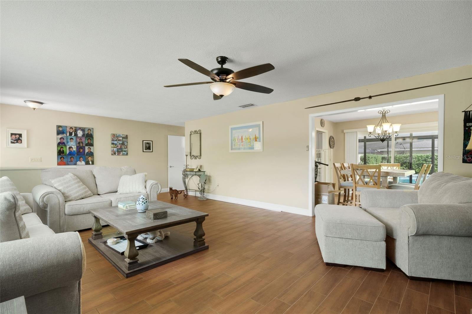 Image 4 of 35 For 1620 Rose Drive