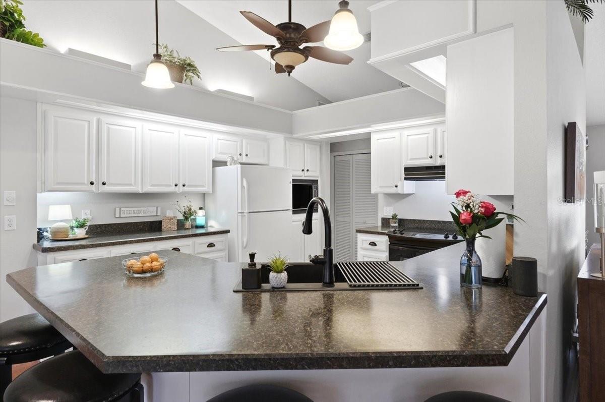 Image 17 of 57 For 1620 Yeomans Path