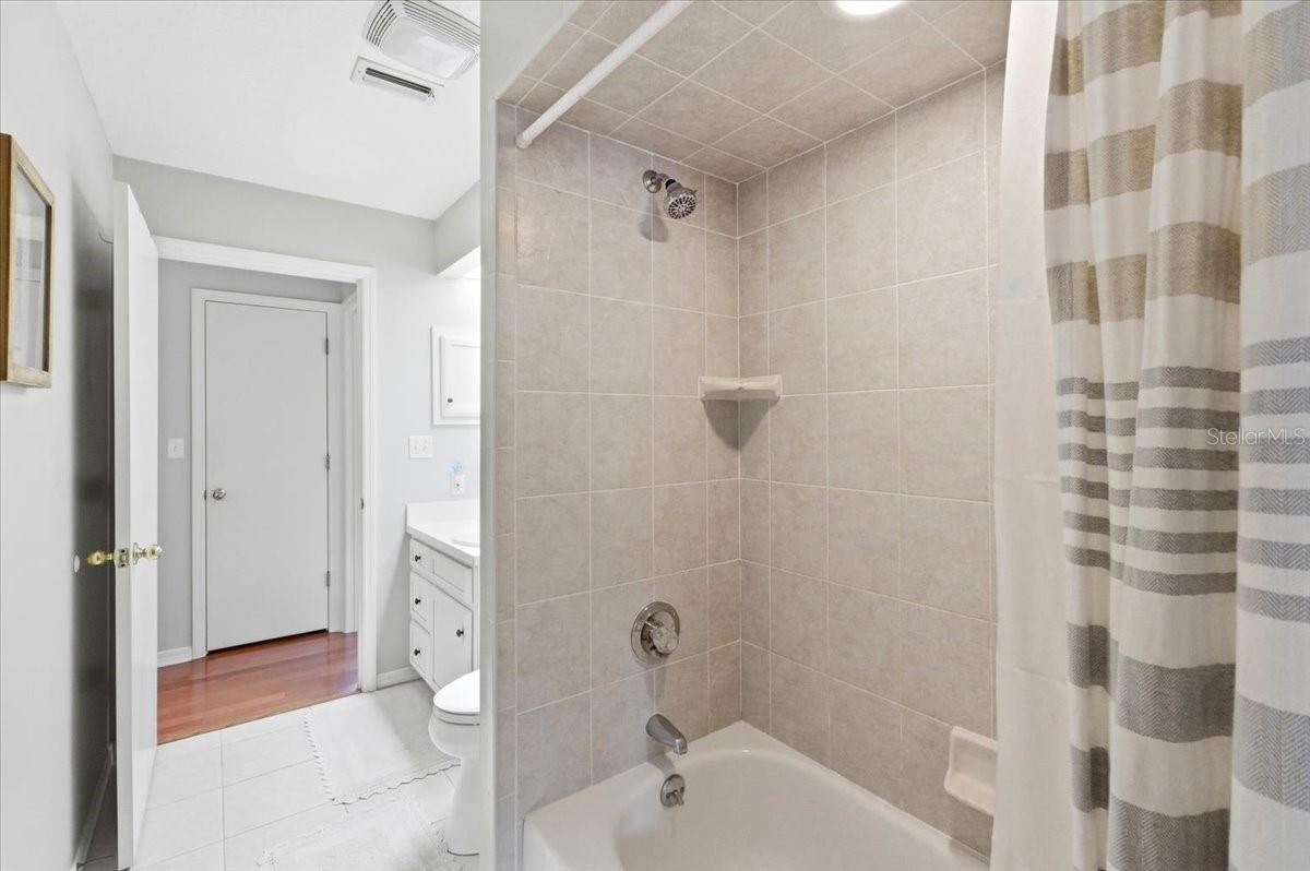 Image 35 of 57 For 1620 Yeomans Path