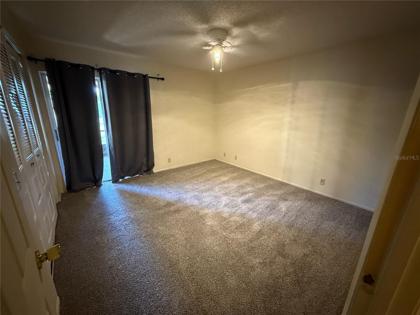 Image 25 of 35 For 5649 Struthers Court