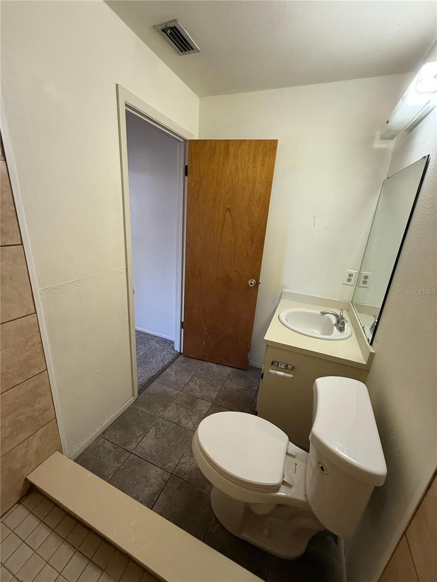 Image 30 of 35 For 5649 Struthers Court