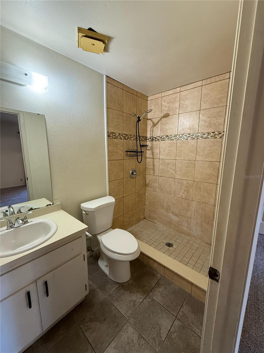 Image 31 of 35 For 5649 Struthers Court