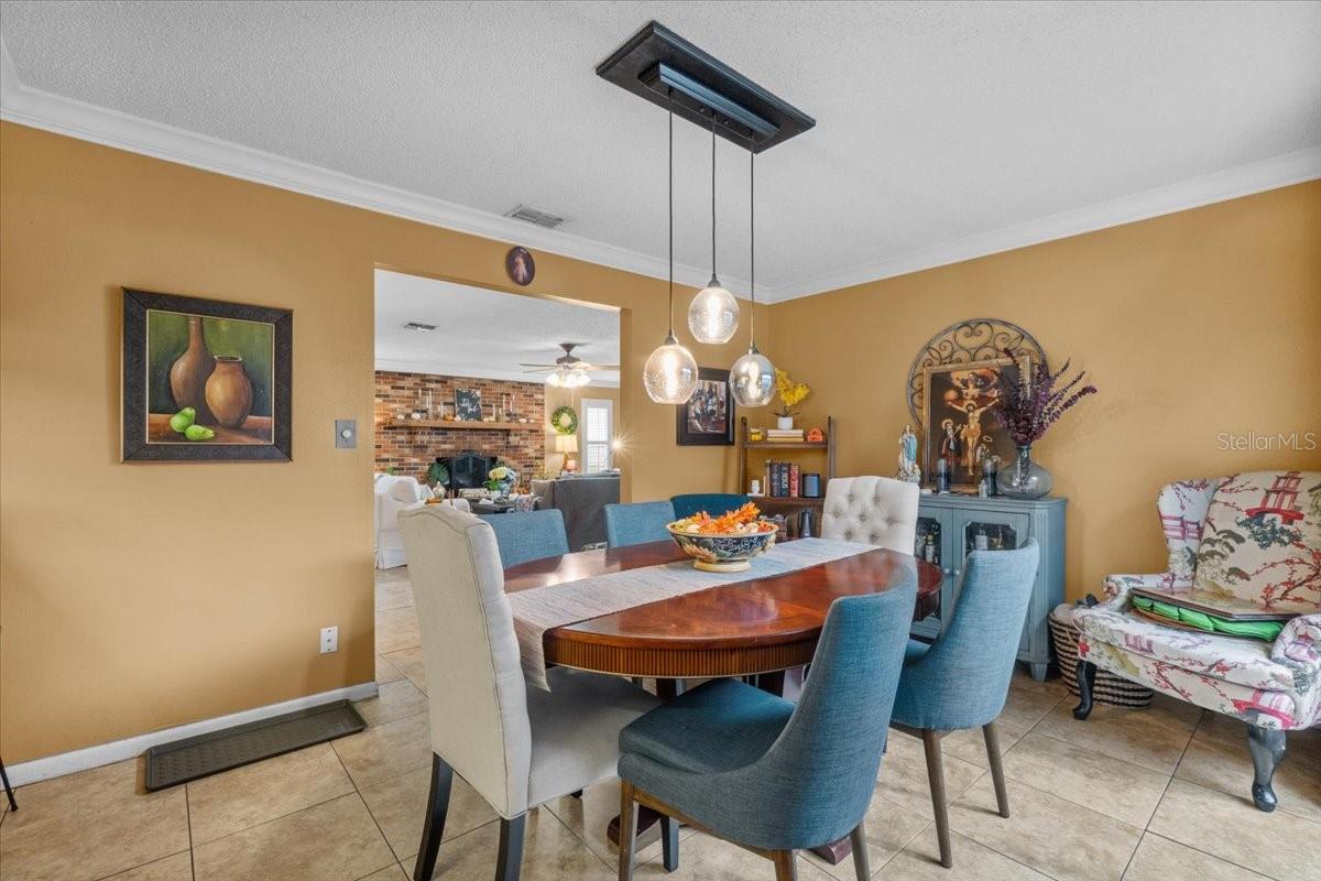 Image 10 of 36 For 570 Villa Vista Boulevard