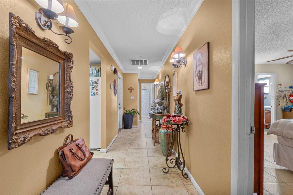 Image 25 of 36 For 570 Villa Vista Boulevard