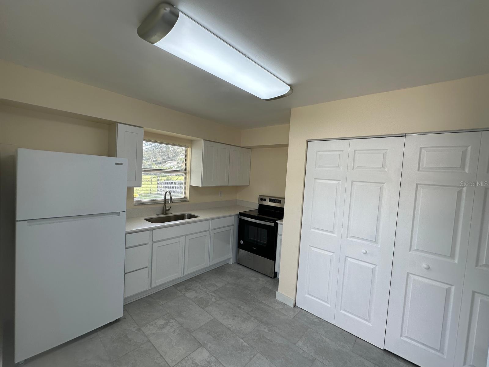 Image 2 of 12 For 1438 Moonlite Drive