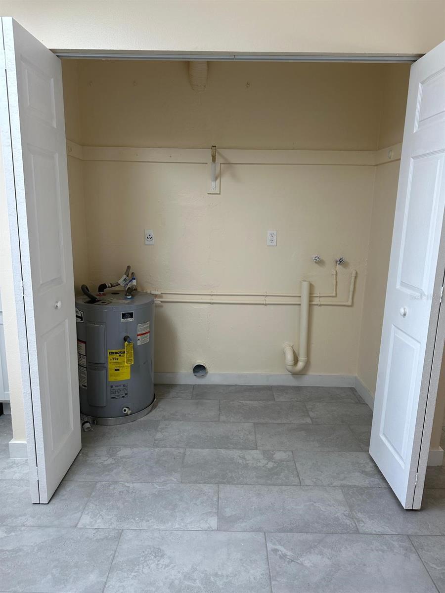 Image 6 of 12 For 1438 Moonlite Drive