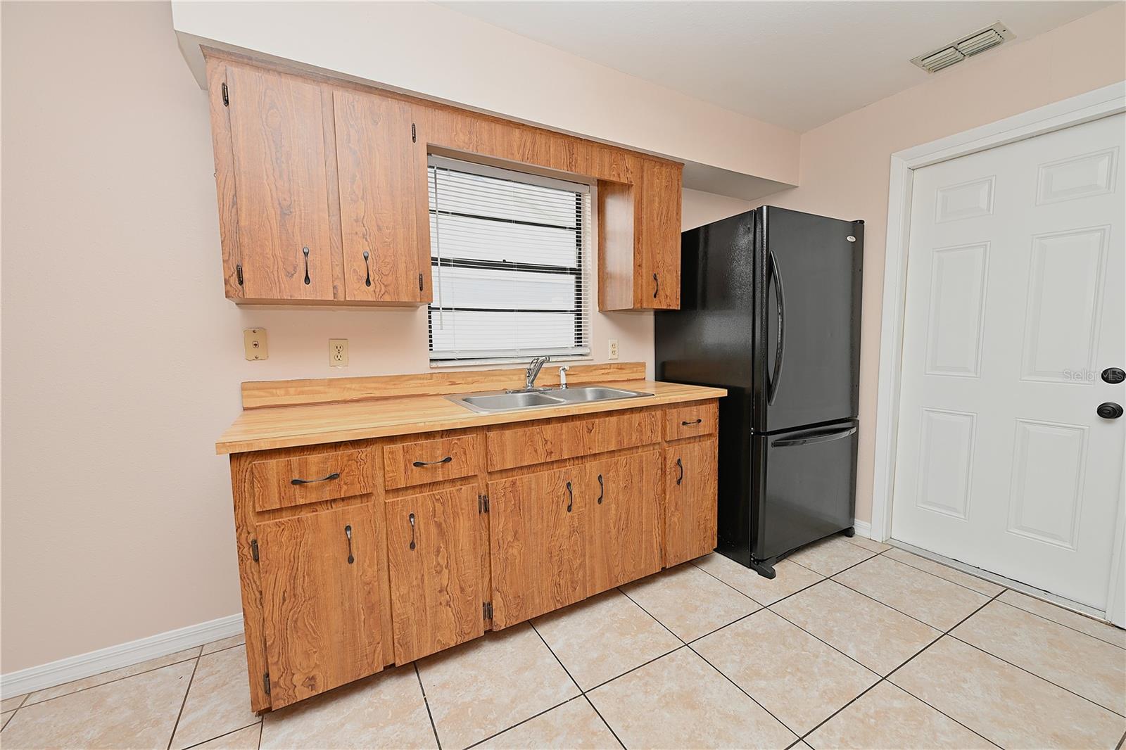 Image 3 of 29 For 1018 Sunshine Way Sw