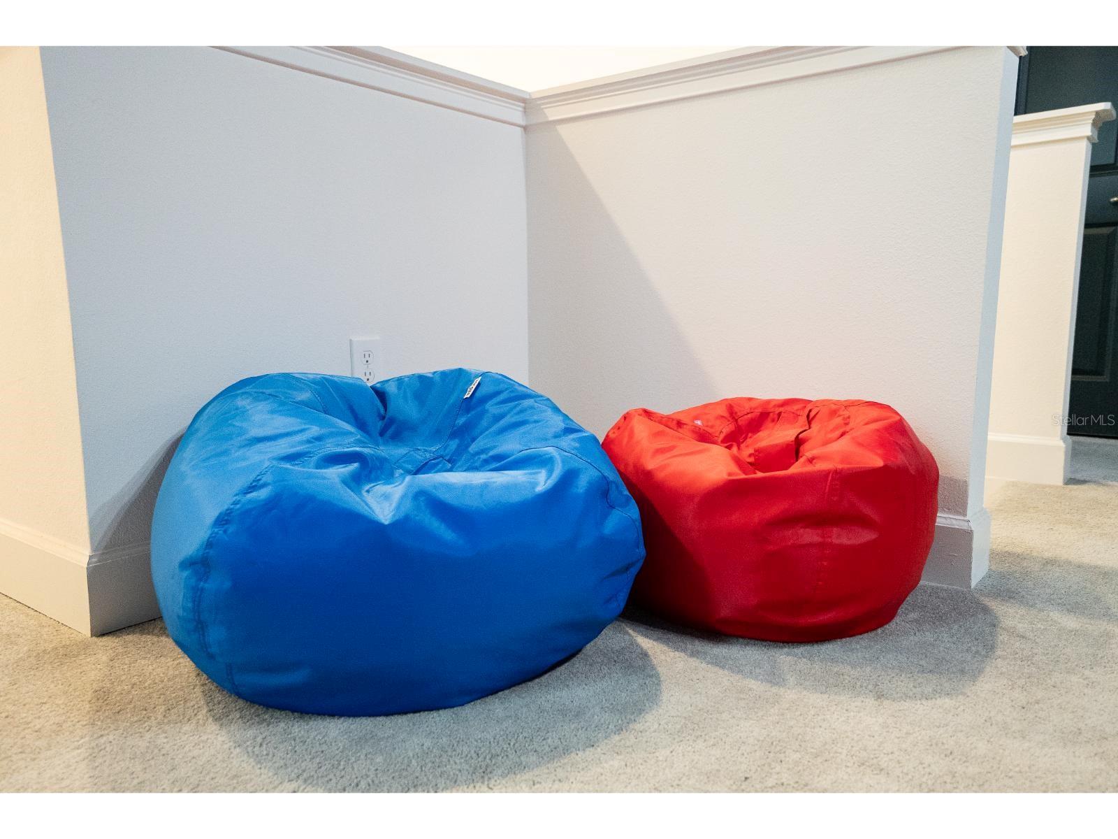 Listing photo id 80 for 1443 Butterfly Milkweed Court