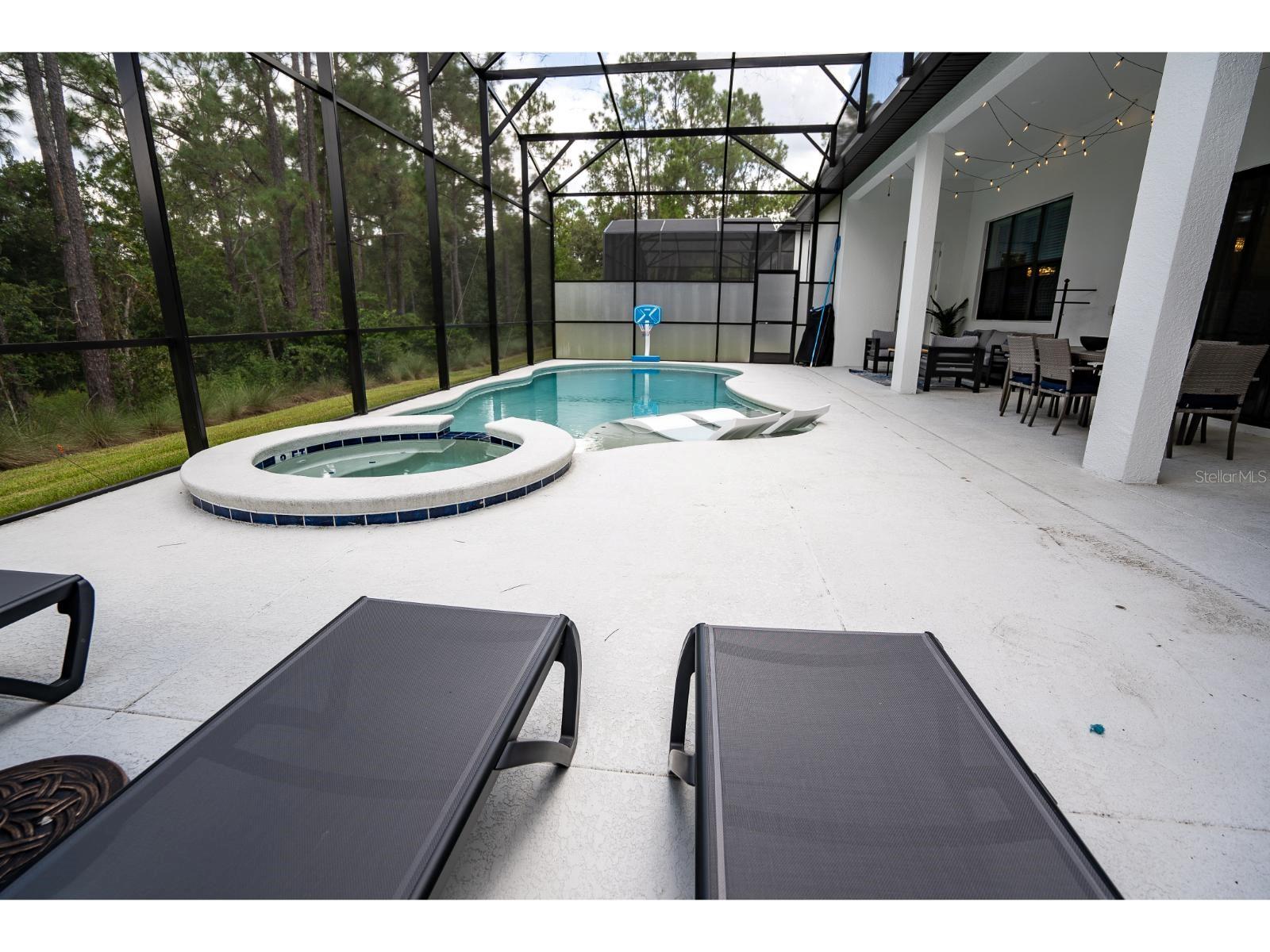 Listing photo id 85 for 1443 Butterfly Milkweed Court