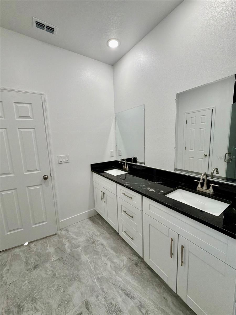 Image 14 of 32 For 1449 Kathleen Road