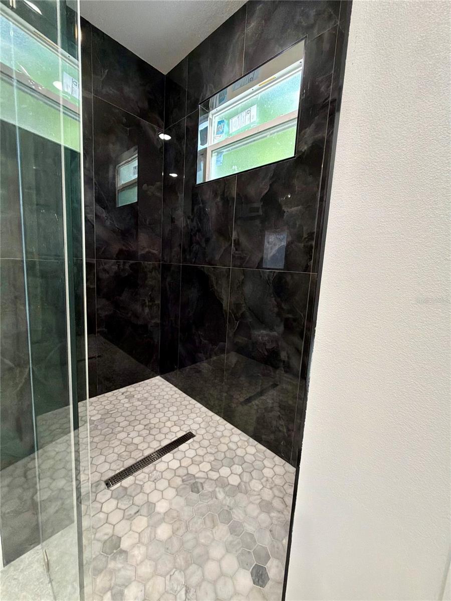 Image 17 of 32 For 1449 Kathleen Road