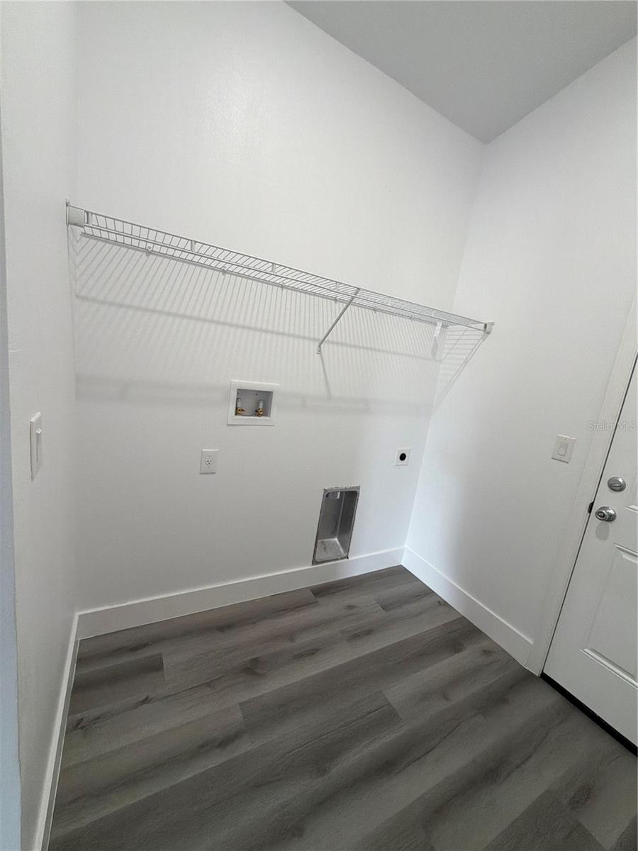 Image 23 of 32 For 1449 Kathleen Road