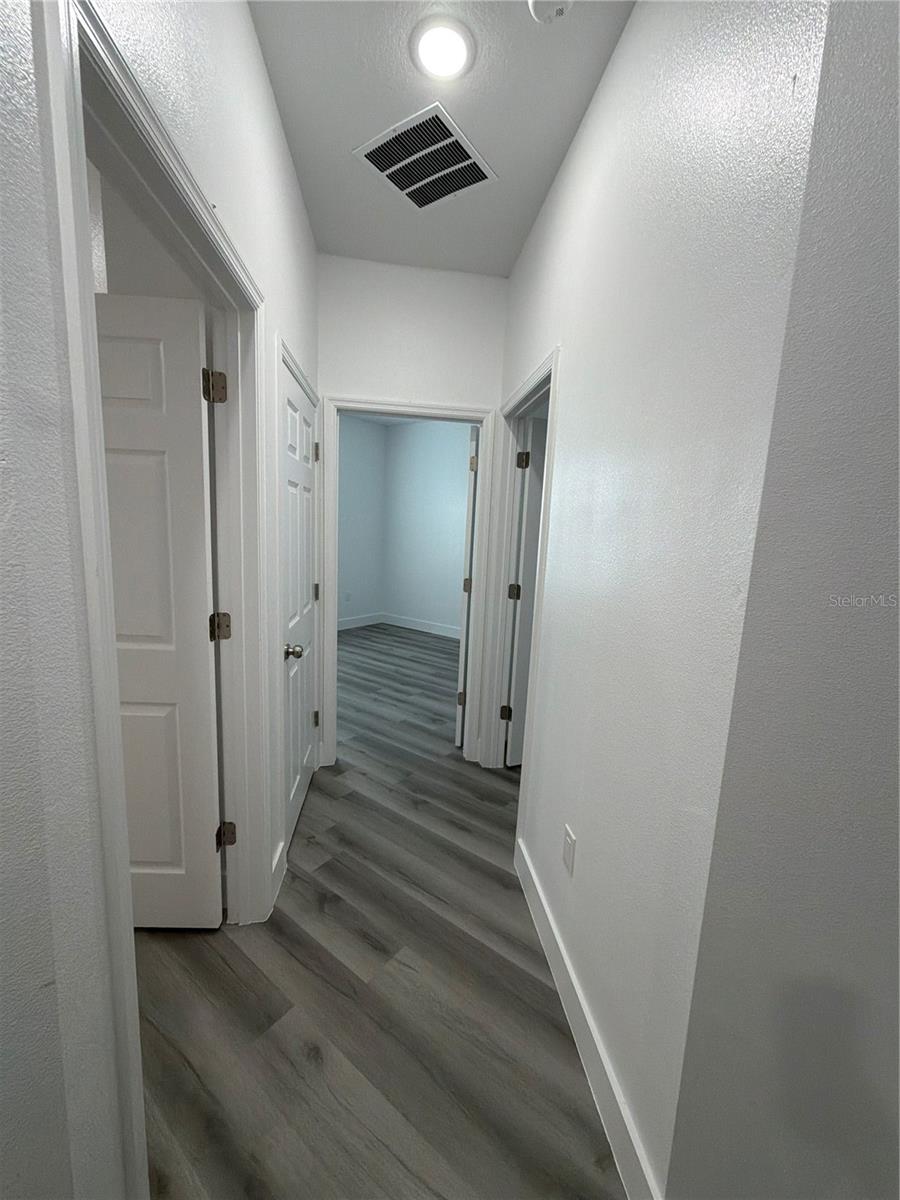 Image 24 of 32 For 1449 Kathleen Road