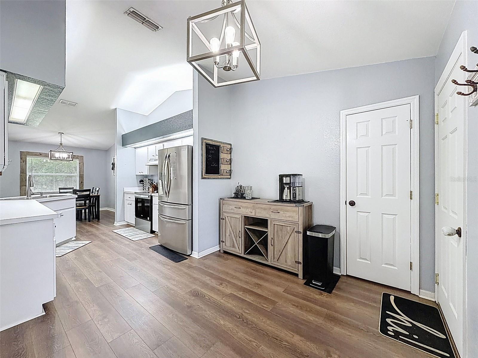 Image 13 of 26 For 1763 Kinsman Way