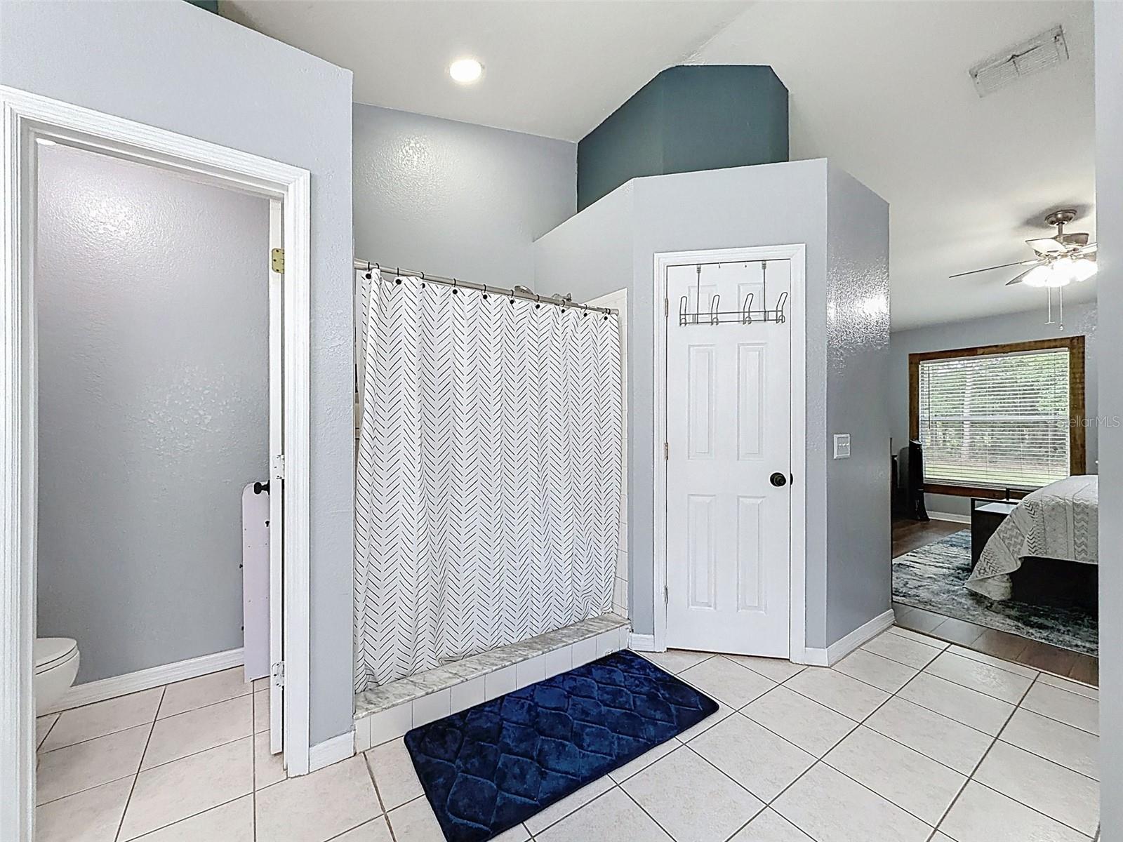 Image 19 of 26 For 1763 Kinsman Way