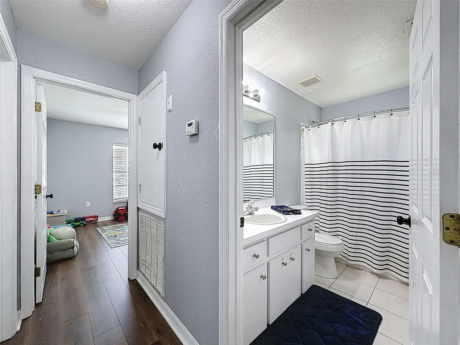 Image 25 of 26 For 1763 Kinsman Way