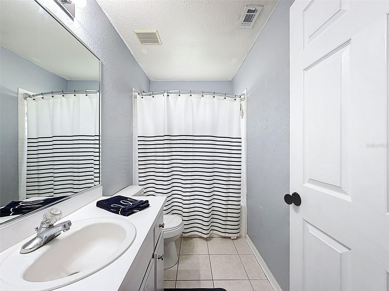 Image 26 of 26 For 1763 Kinsman Way