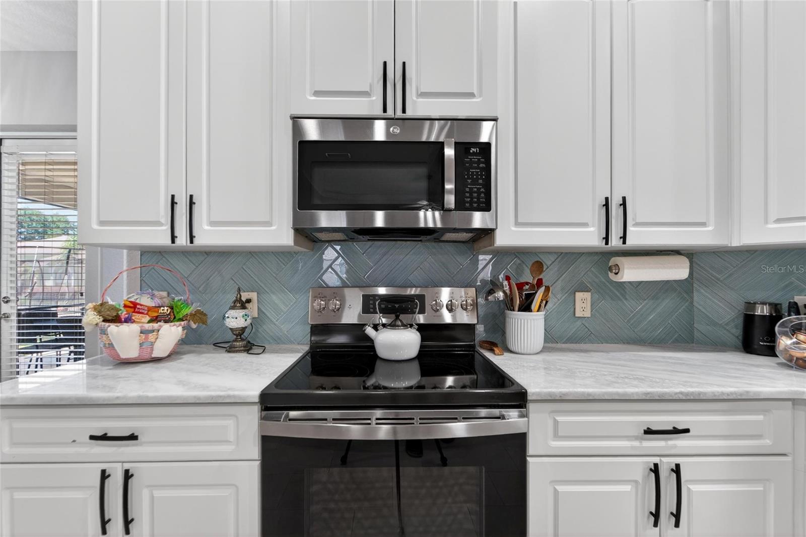 Image 20 of 74 For 2665 Hickory View Loop