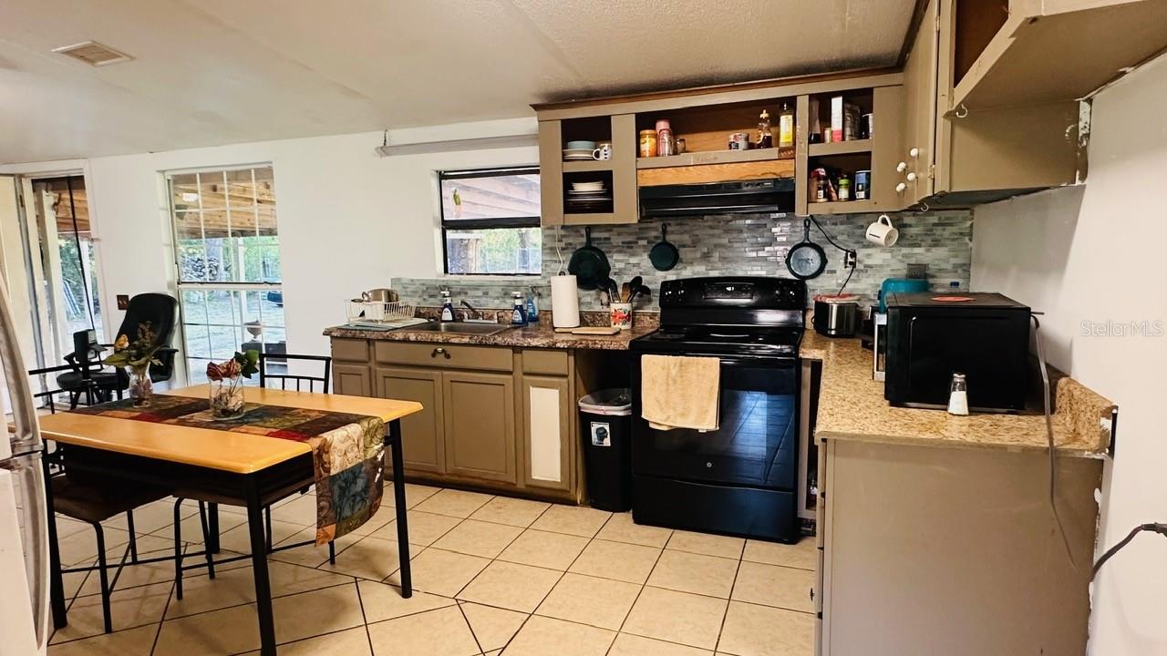 Image 14 of 18 For 816 Diamond Acres Road