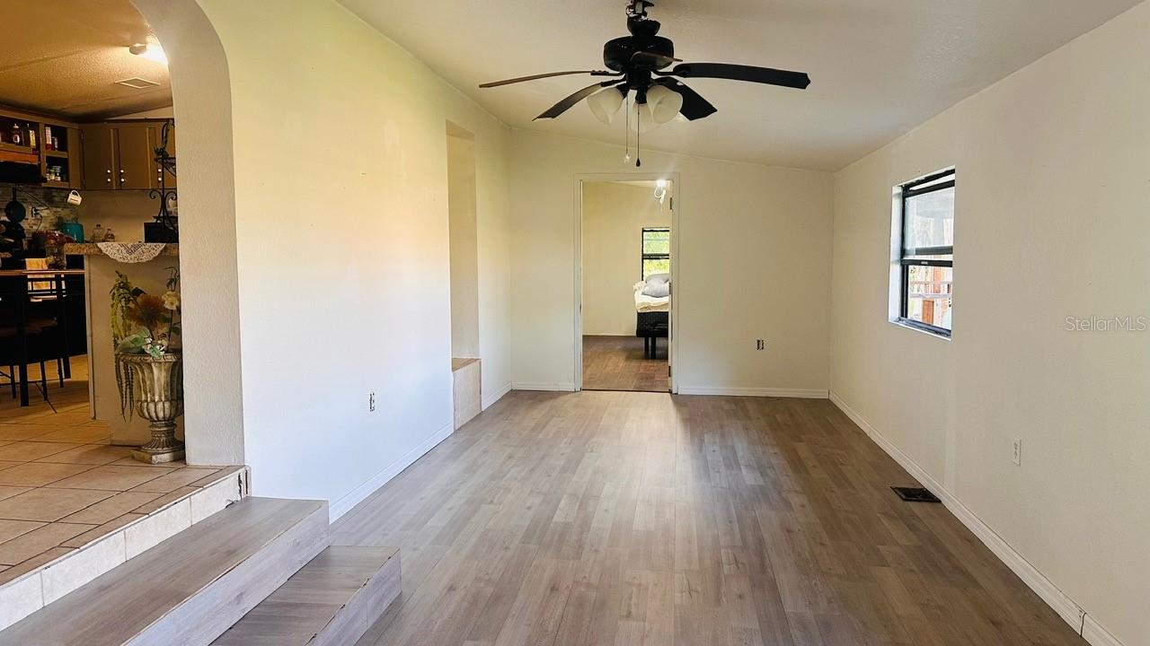 Image 8 of 18 For 816 Diamond Acres Road