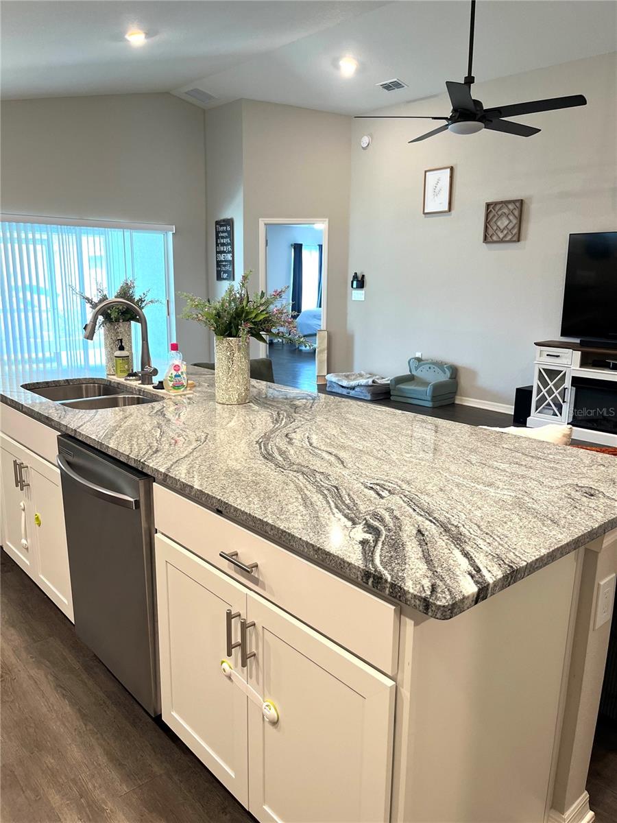 Image 12 of 32 For 1373 Mezzavalle Way