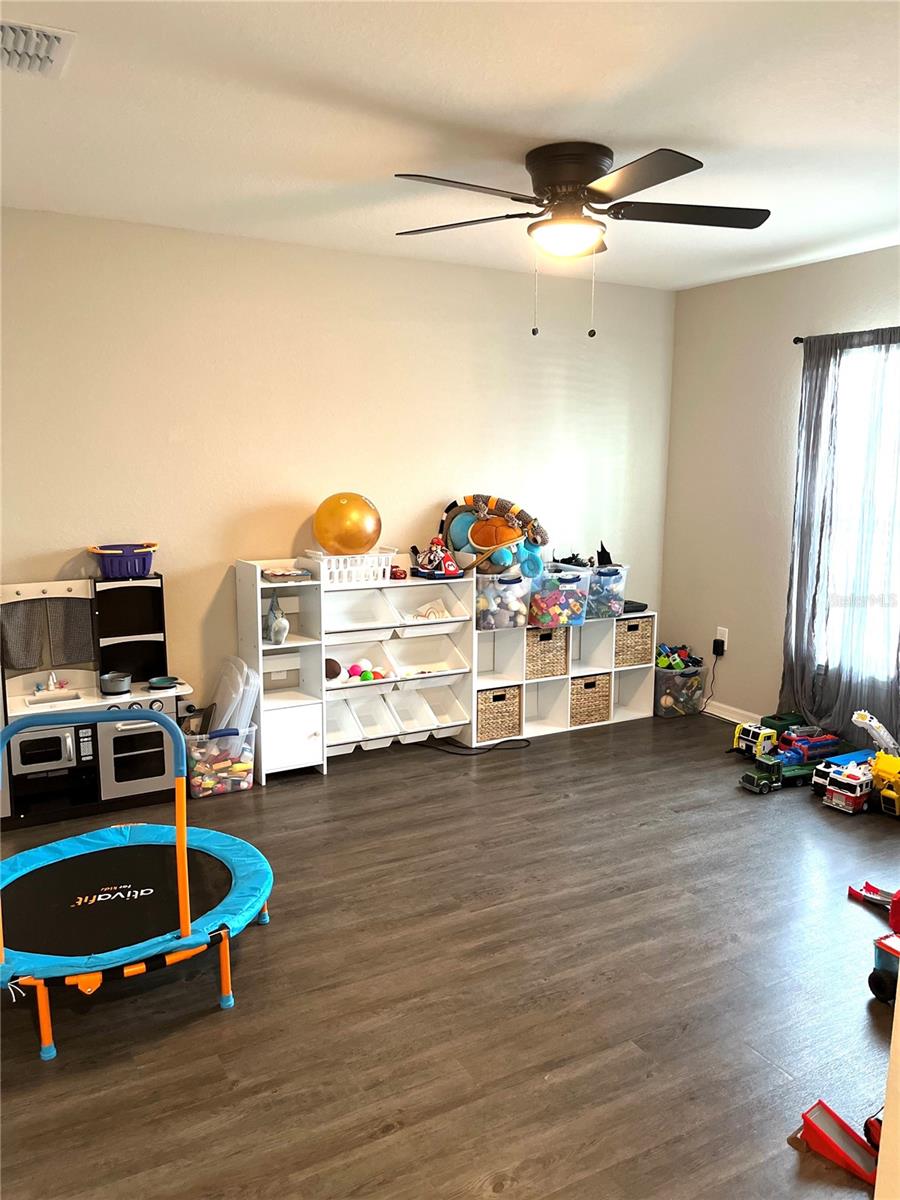 Image 24 of 32 For 1373 Mezzavalle Way