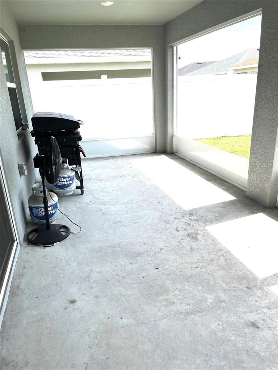 Image 25 of 32 For 1373 Mezzavalle Way