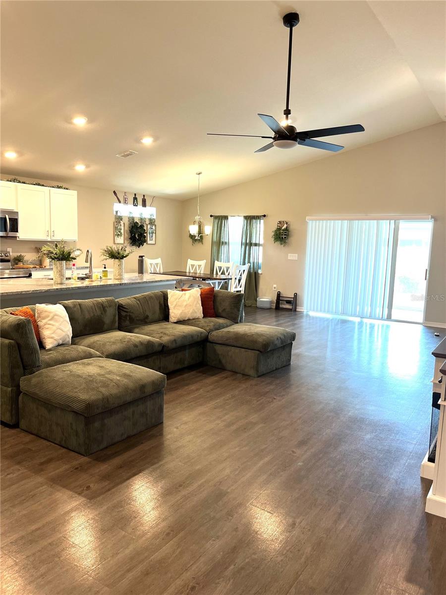 Image 6 of 32 For 1373 Mezzavalle Way