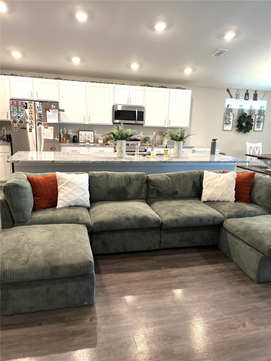 Image 7 of 32 For 1373 Mezzavalle Way